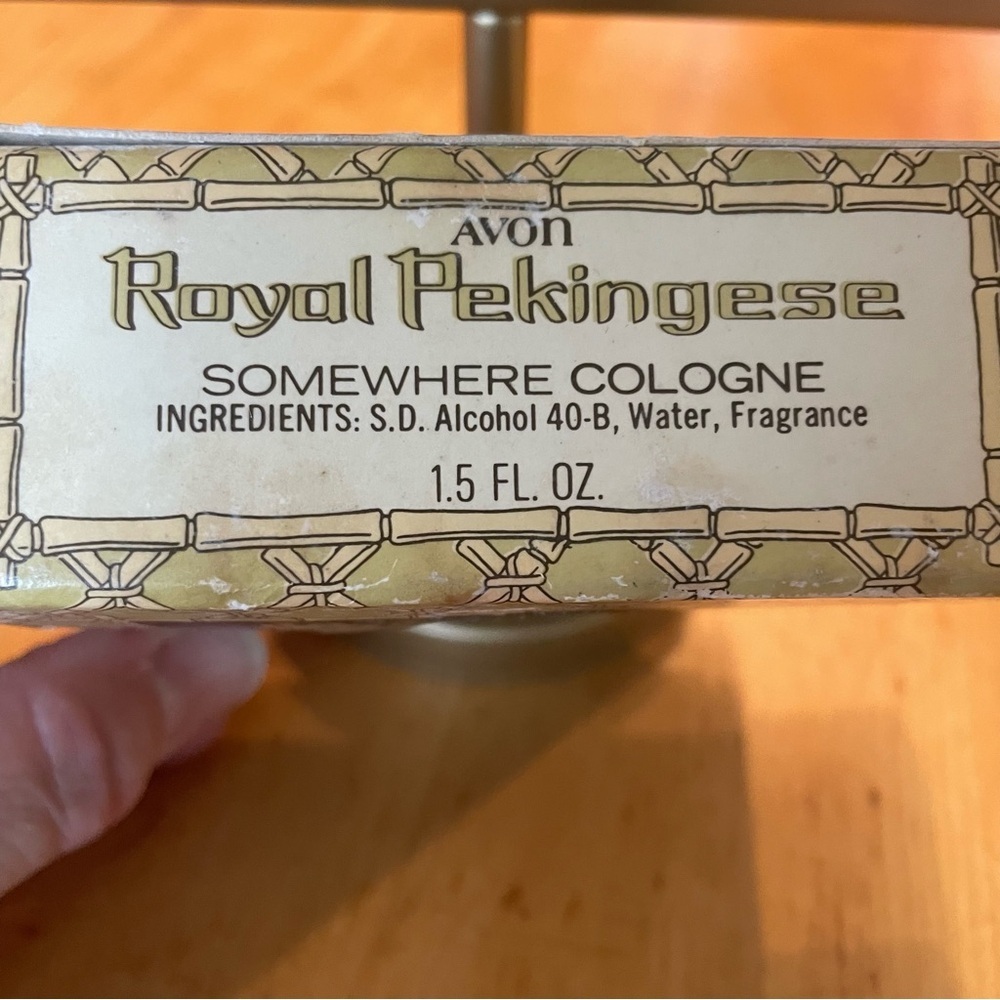 Vintage Avon Royal Pekingese “somewhere cologne” with box has been opened - Picture 7 of 9
